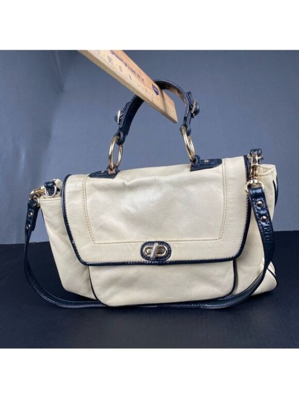REBECCA MINKOFF Women's ivory LEATHER CROSSBODY Pockets